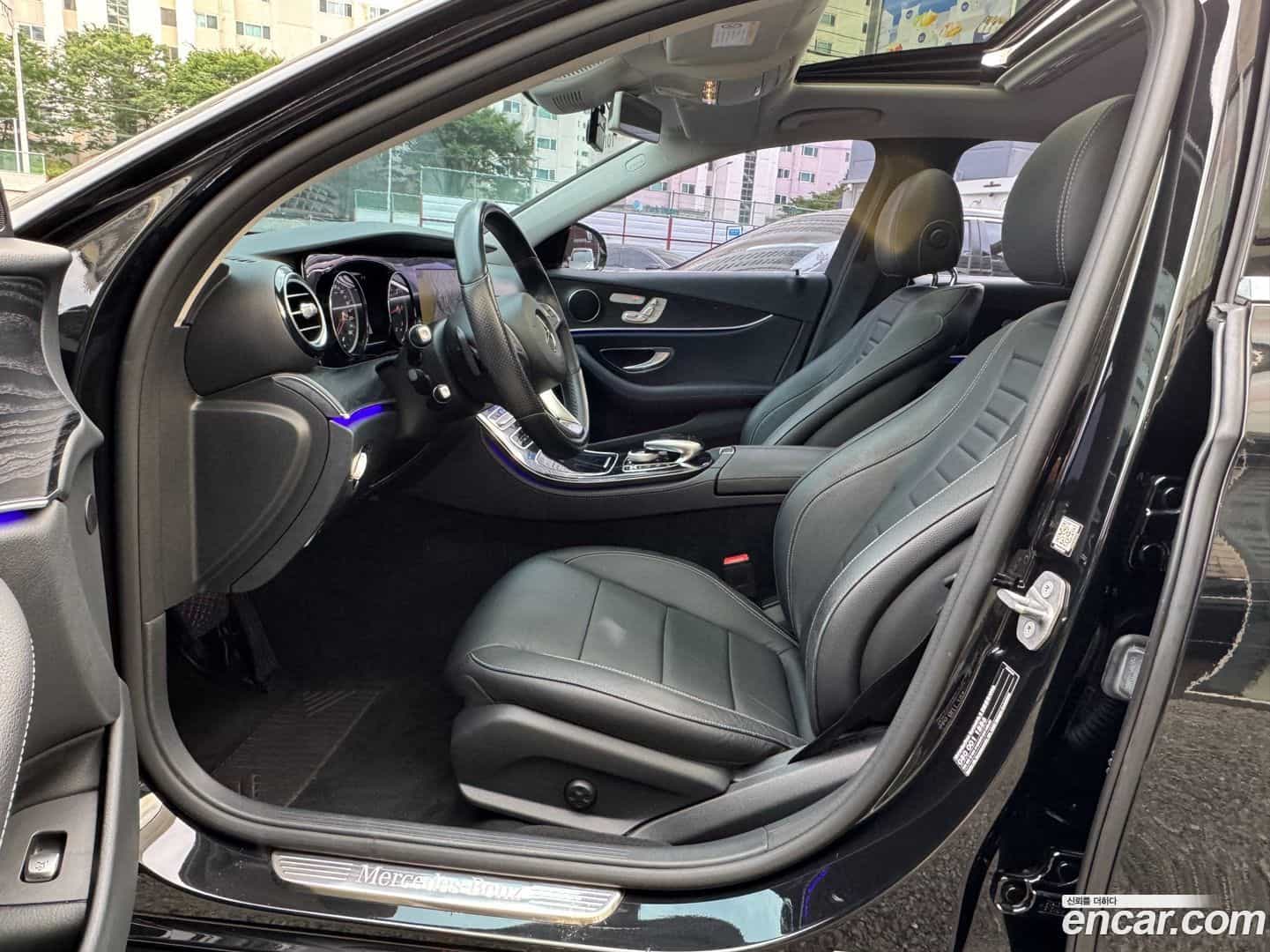 E-Class Mercedes-Benz 2016.8-INNER-010