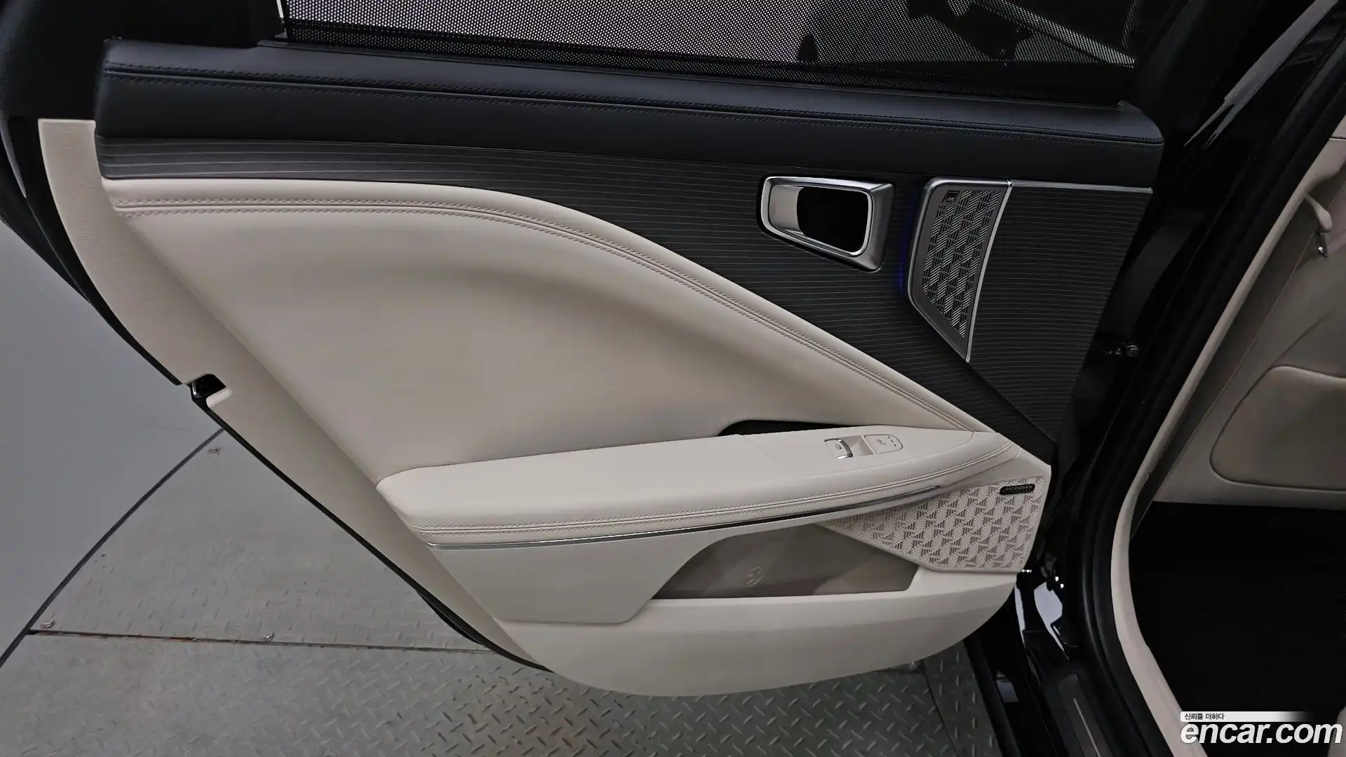 K8 Kia 2024.10-INNER-035