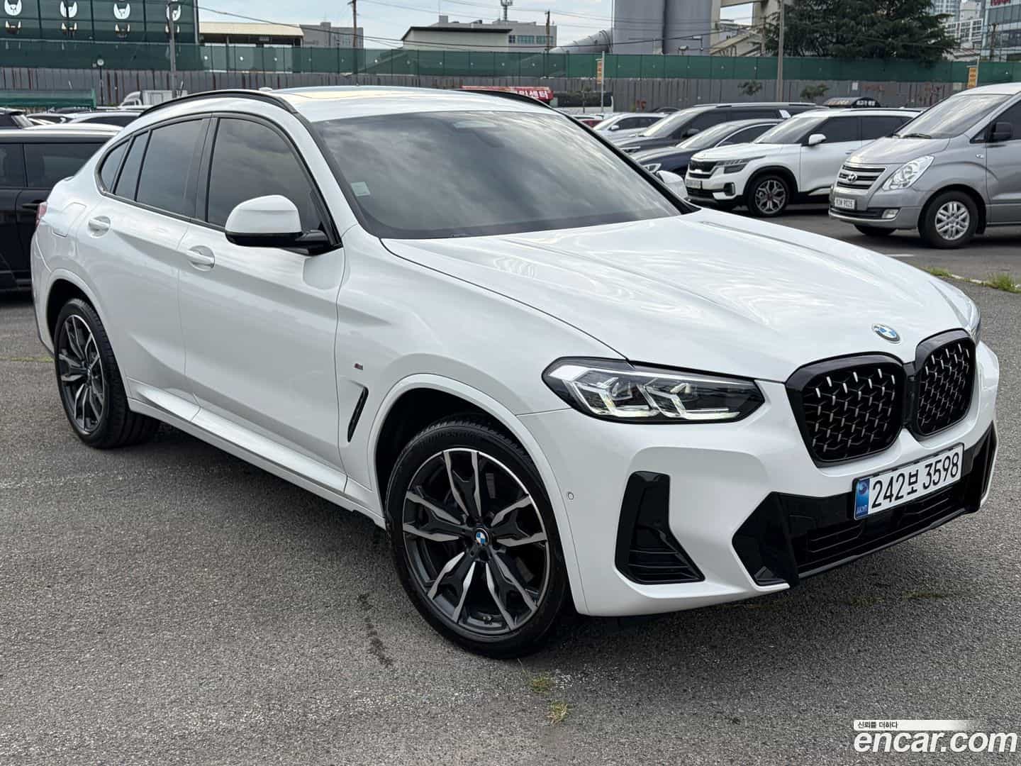 X4 BMW 2024.11-OUTER-001
