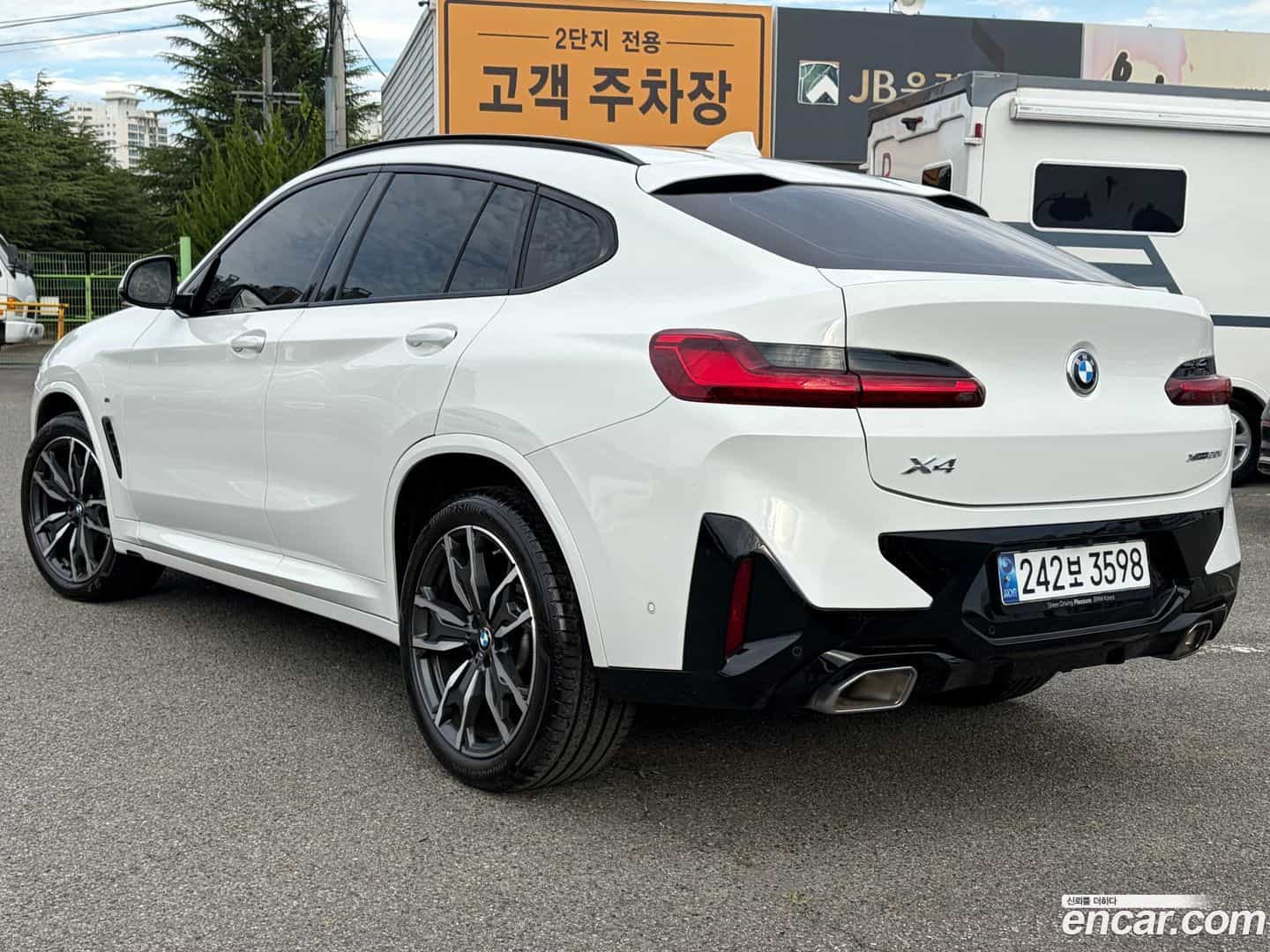 X4 BMW 2024.11-OUTER-004