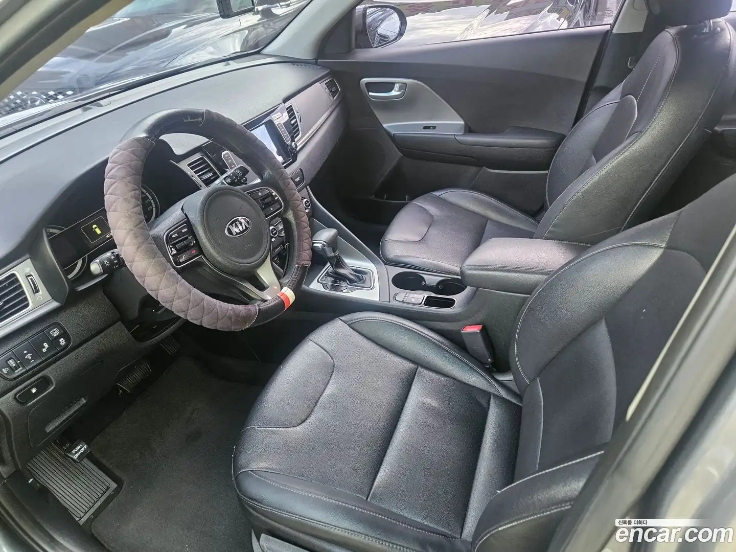 Niro Kia 2017.5-OUTER-005