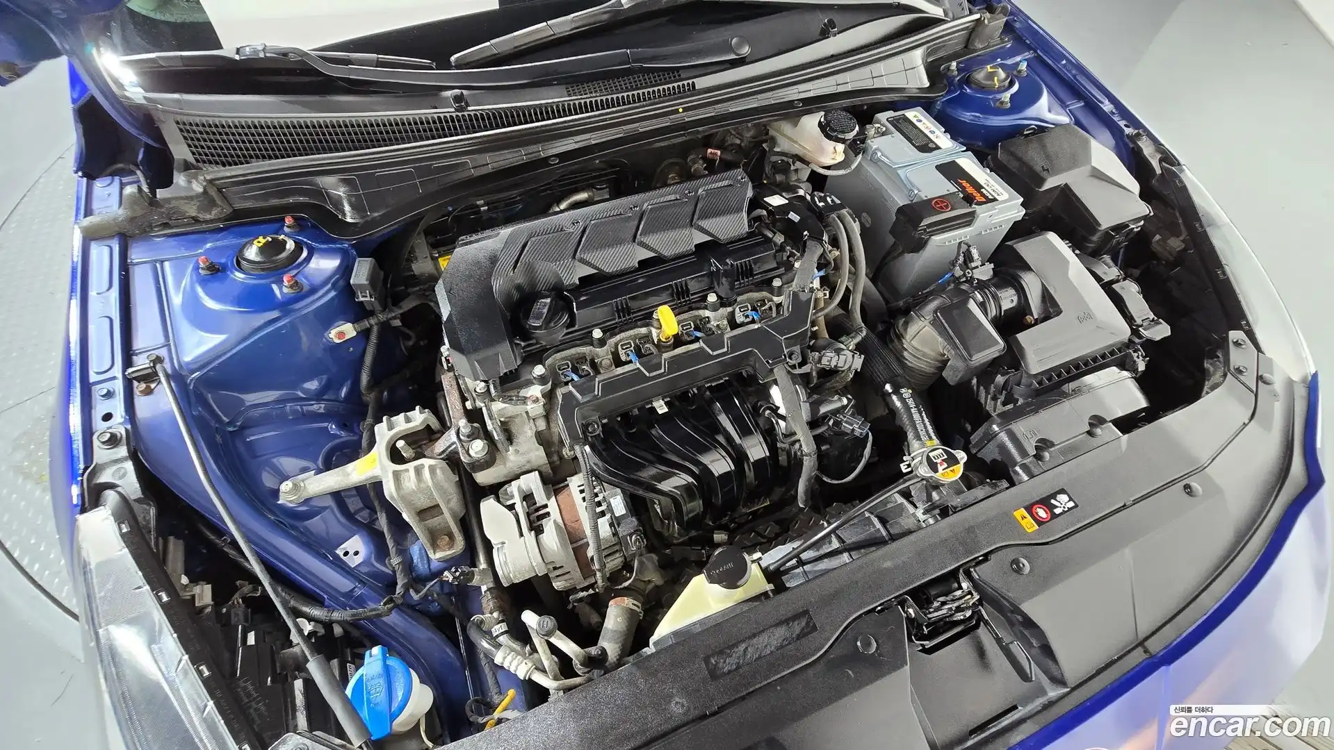 AVANTE Hyundai 2020.6-OUTER-006