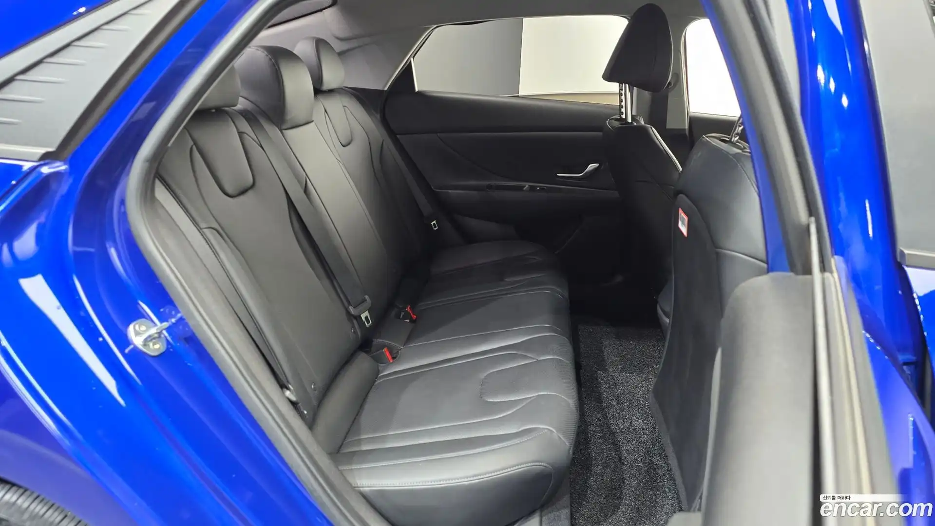 AVANTE Hyundai 2020.6-OPTION-015