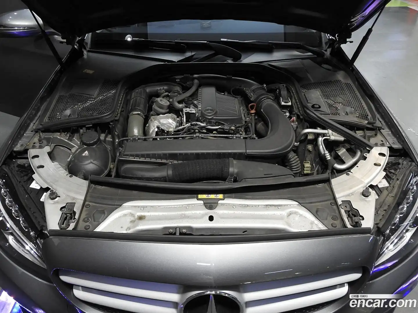 C-Class Mercedes-Benz 2016.10-OUTER-006