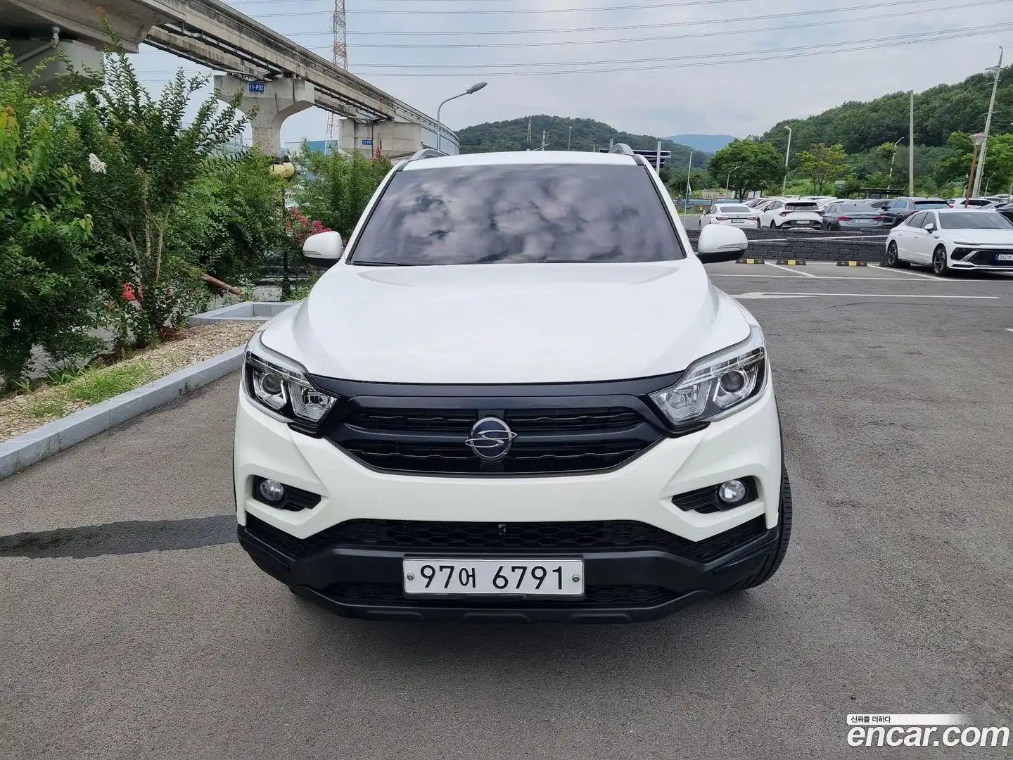 Rexton KG Mobility 2018.0-OUTER-001