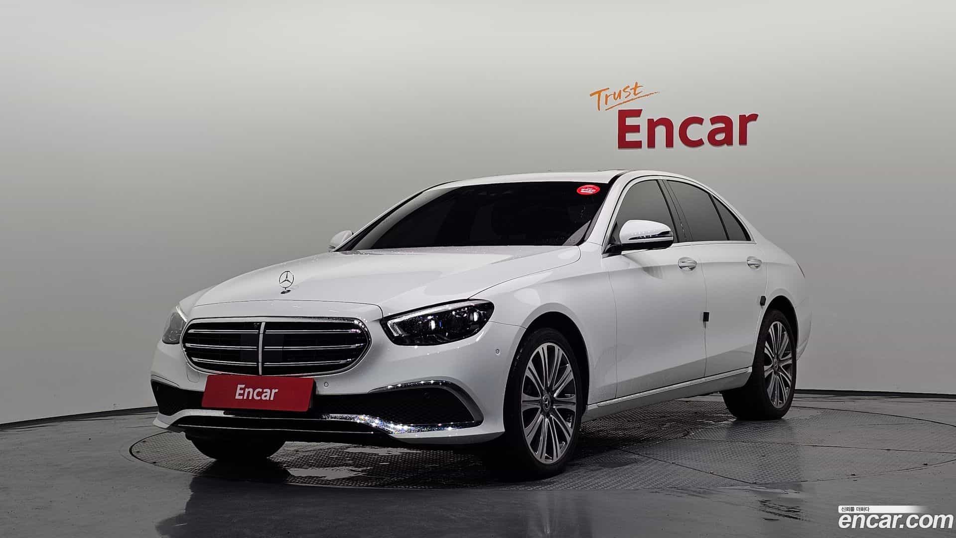 E-Class Mercedes-Benz 2023.8-OUTER-001
