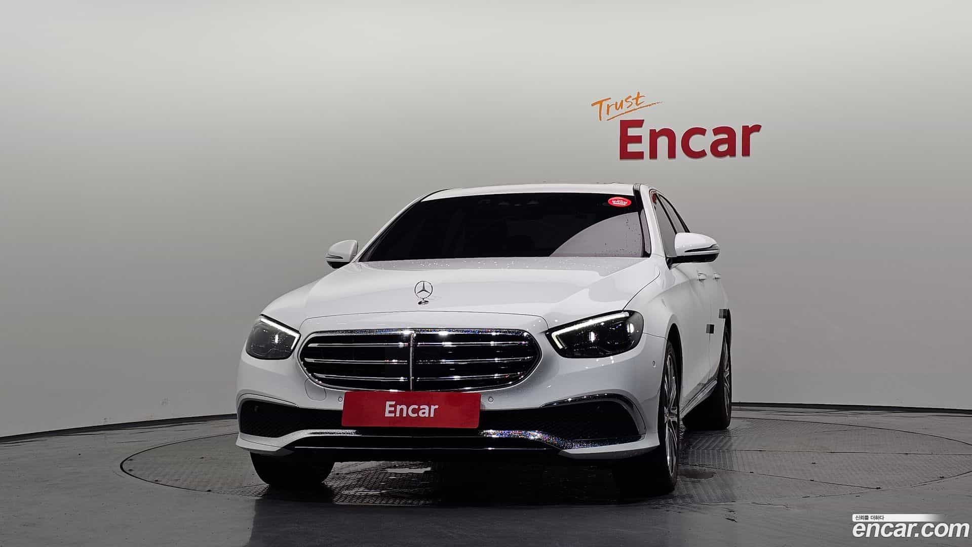 E-Class Mercedes-Benz 2023.8-OUTER-003