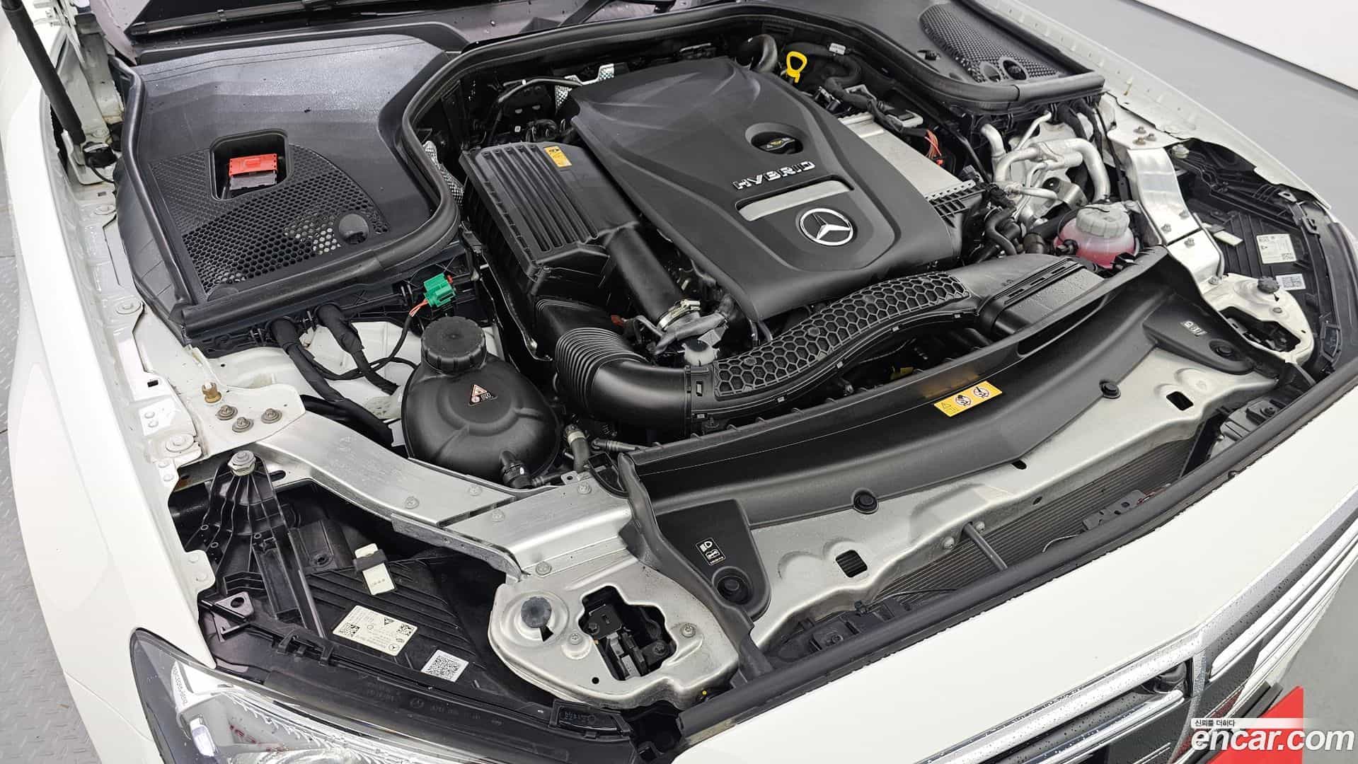 E-Class Mercedes-Benz 2023.8-OUTER-006