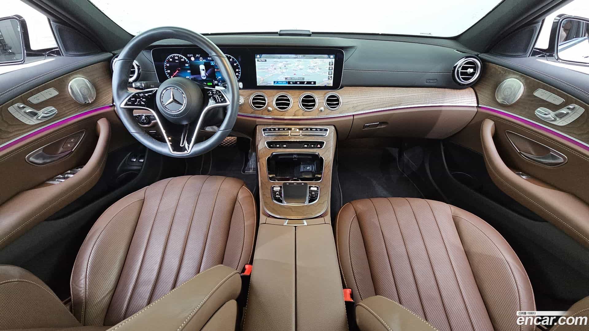 E-Class Mercedes-Benz 2023.8-INNER-007