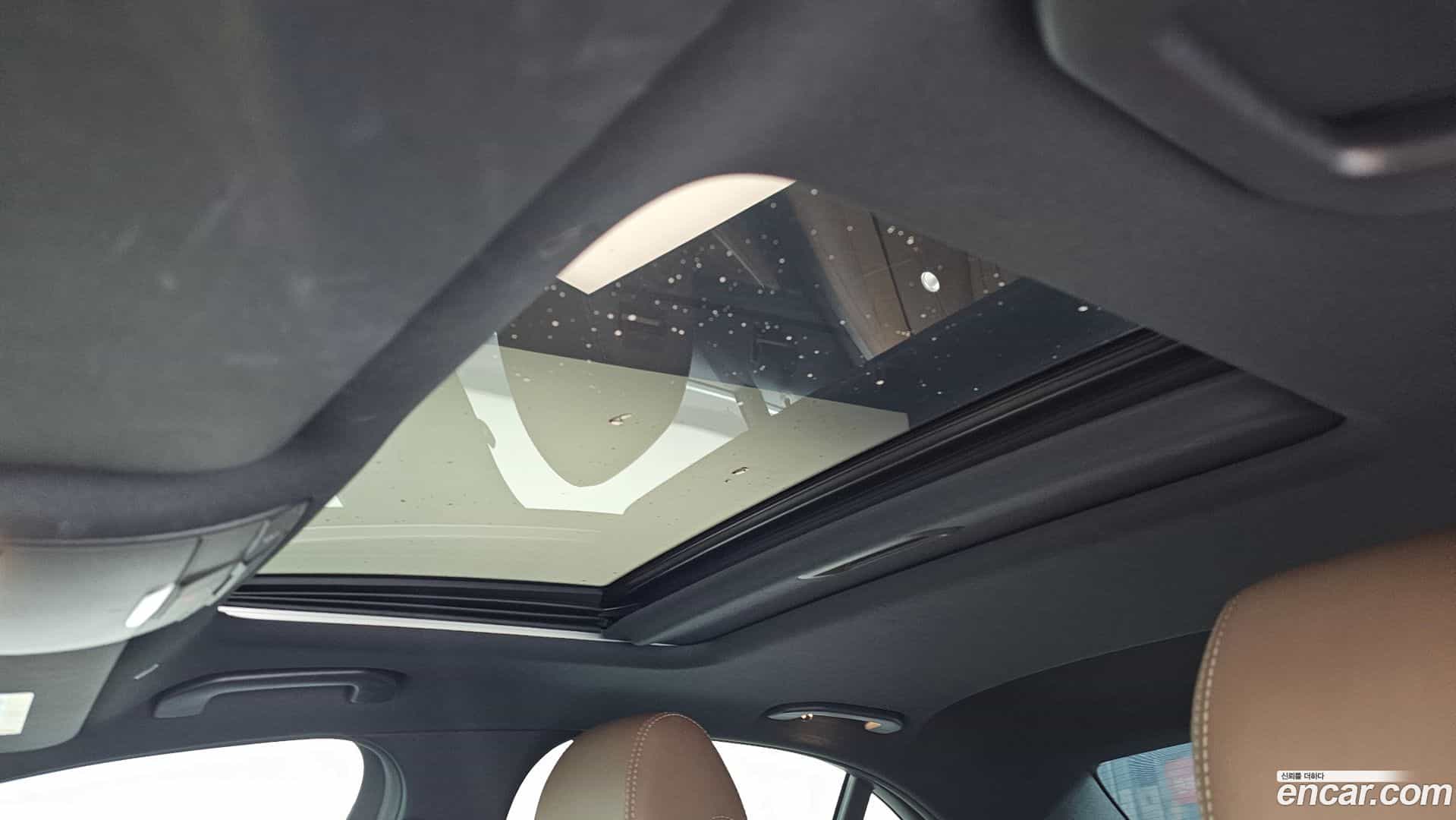 E-Class Mercedes-Benz 2023.8-OPTION-022