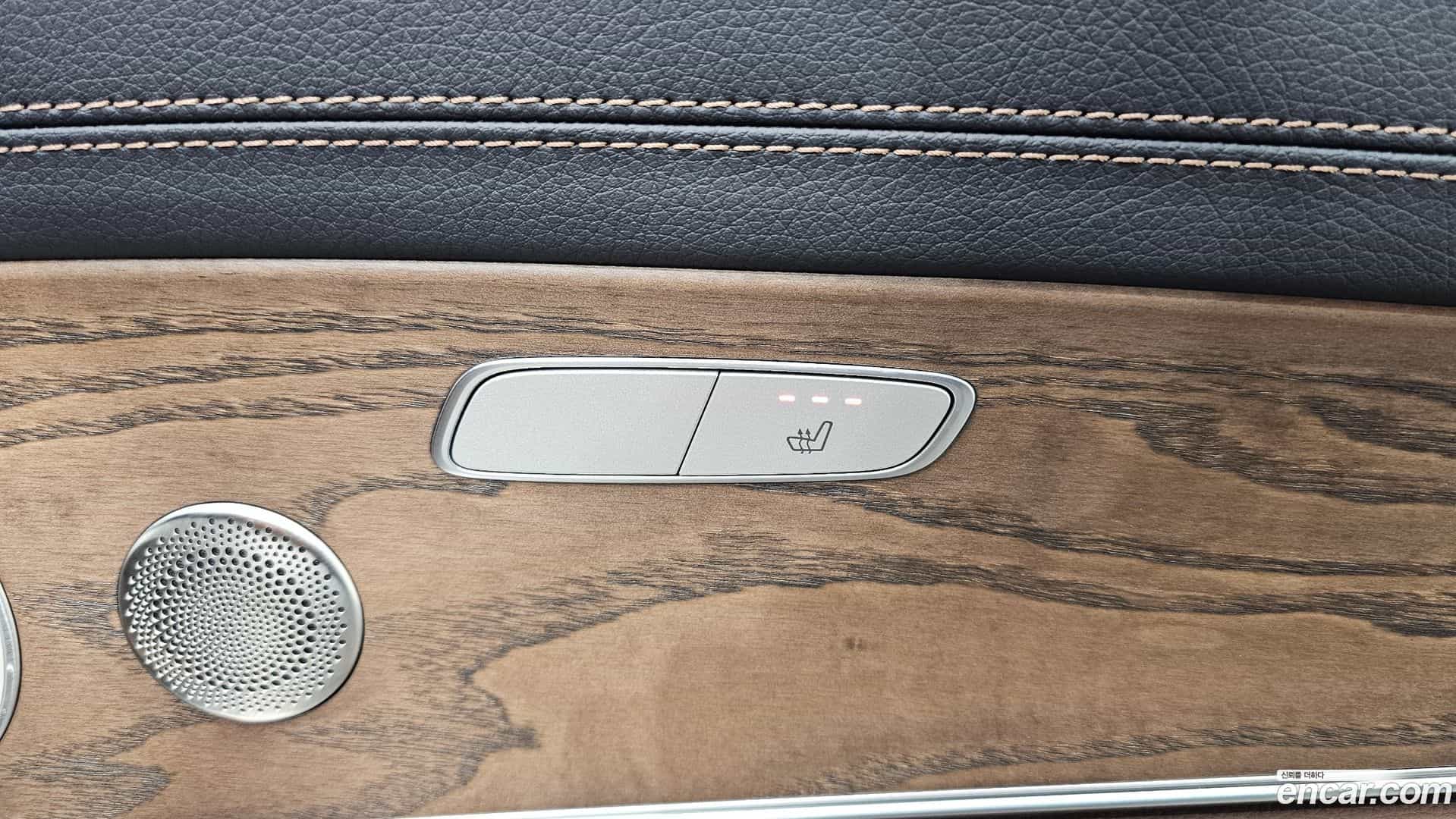 E-Class Mercedes-Benz 2023.8-OPTION-023