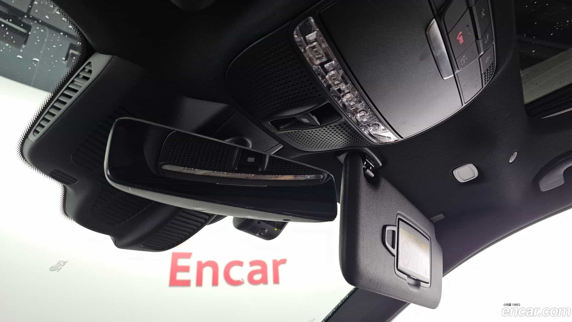 E-Class Mercedes-Benz 2023.8-OPTION-041