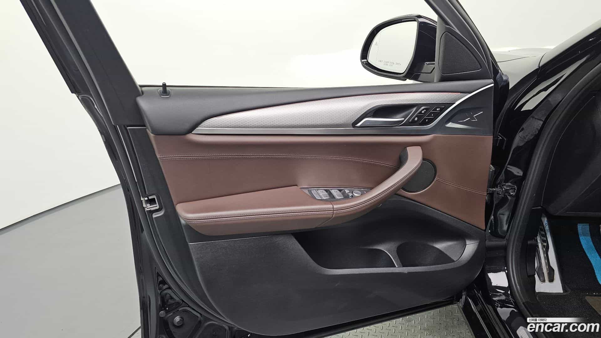 X4 BMW 2021.6-INNER-034