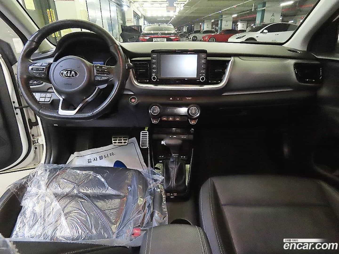 Stonic Kia 2019.1-INNER-007