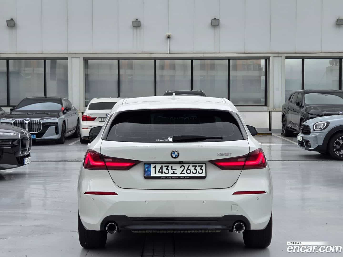 1-Series BMW 2023.6-OUTER-004
