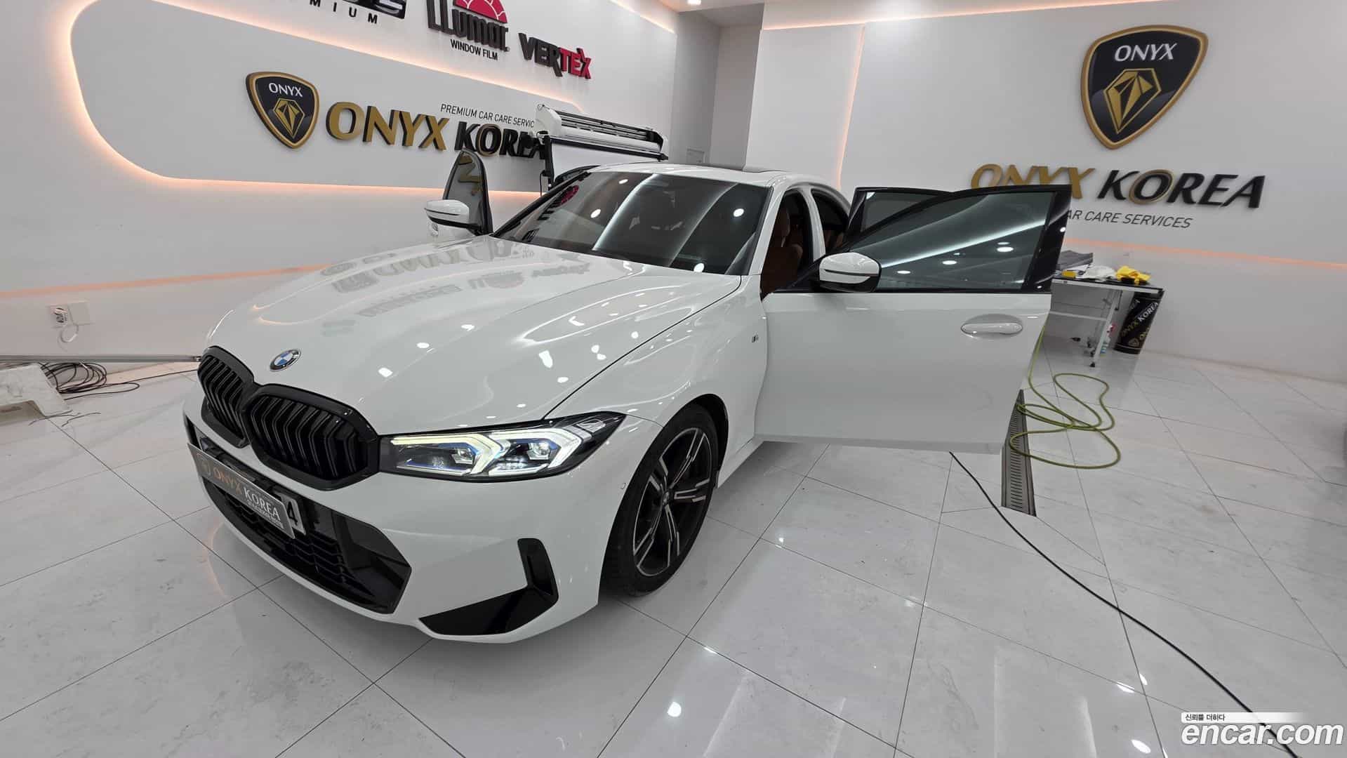 3-Series BMW 2023.7-INNER-009