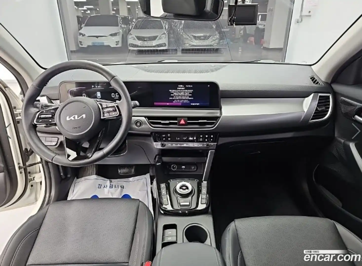 Seltos Kia 2023.4-INNER-007