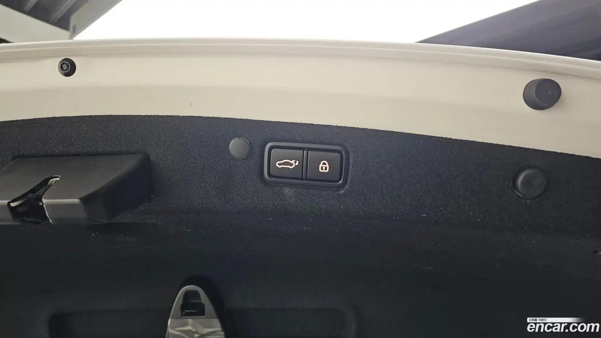 Grandeur Hyundai 2021.3-OPTION-045
