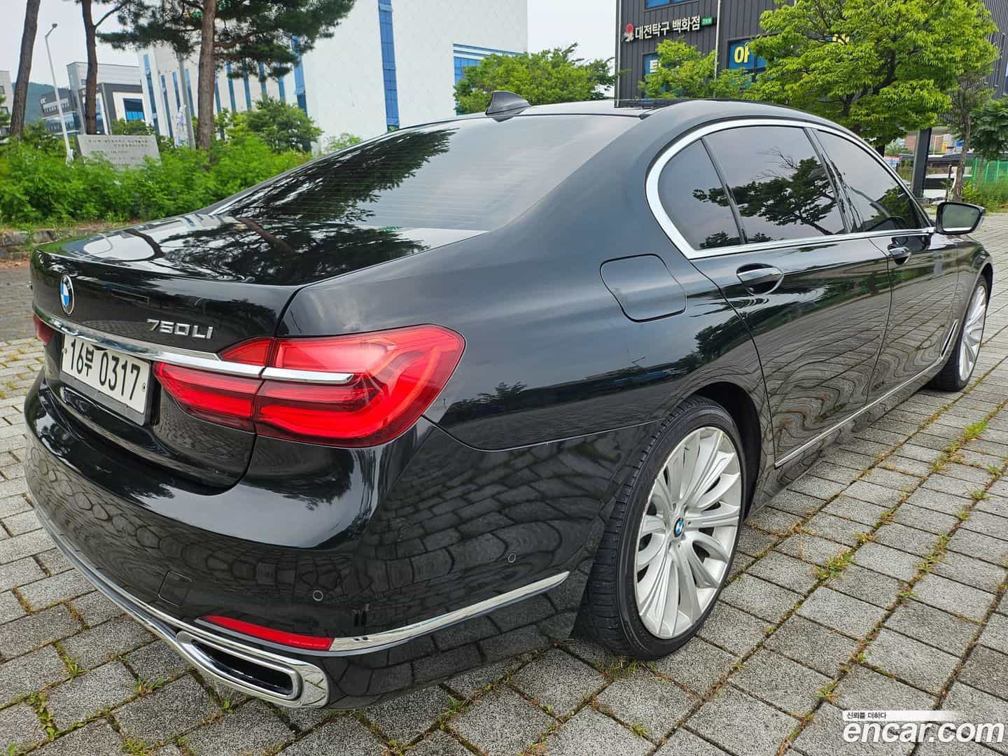 7-Series BMW 2016.8-OUTER-005