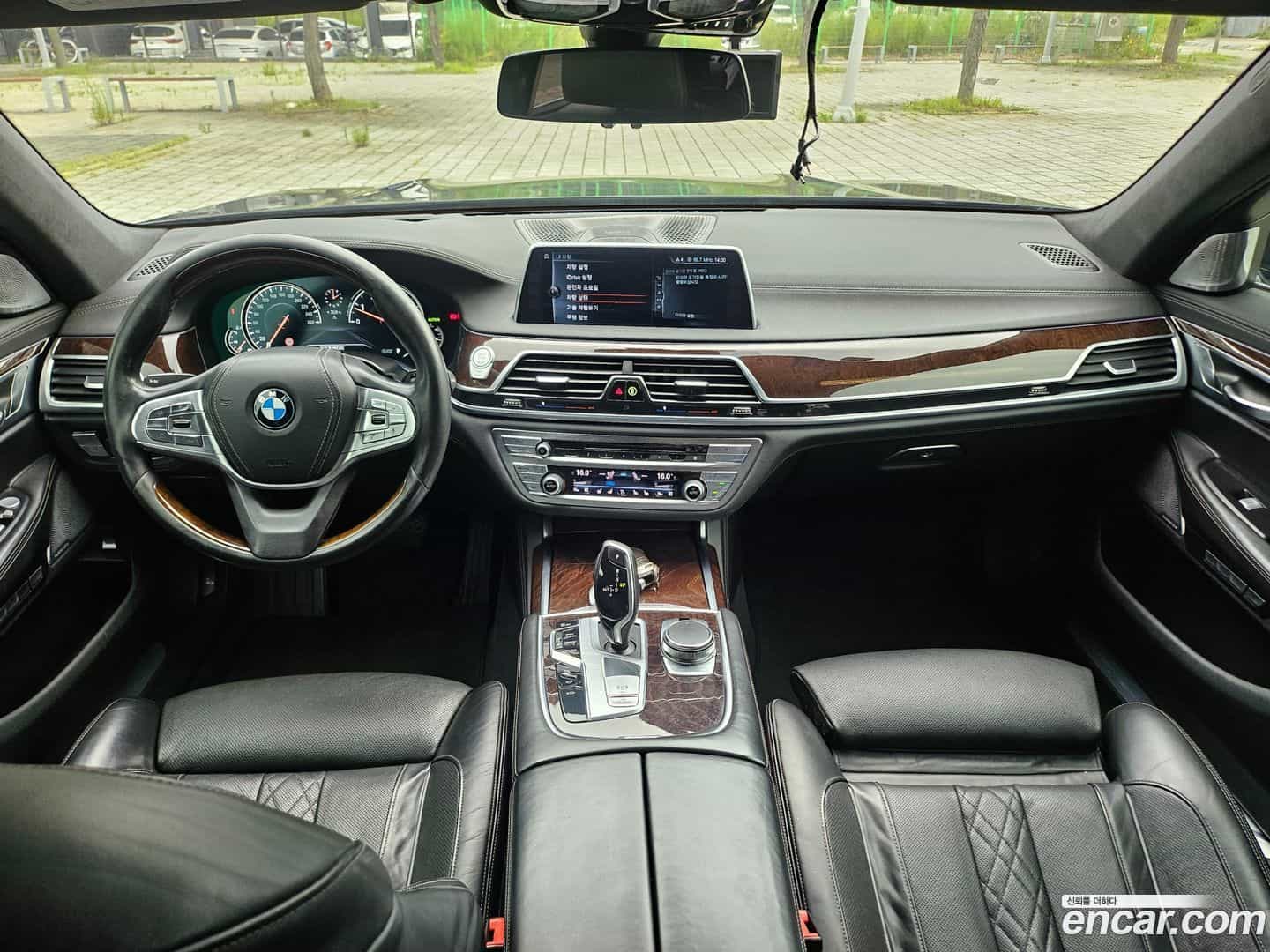 7-Series BMW 2016.8-OPTION-019