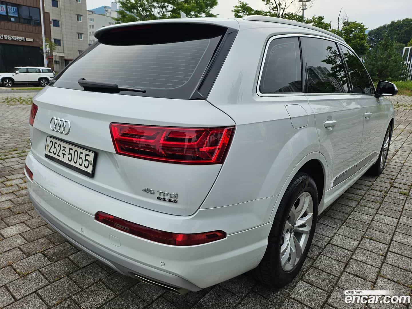 Q7 Audi 2019.10-INNER-007
