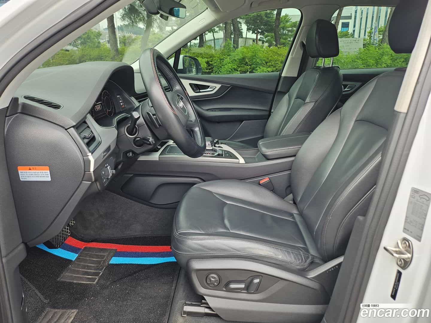 Q7 Audi 2019.10-INNER-010