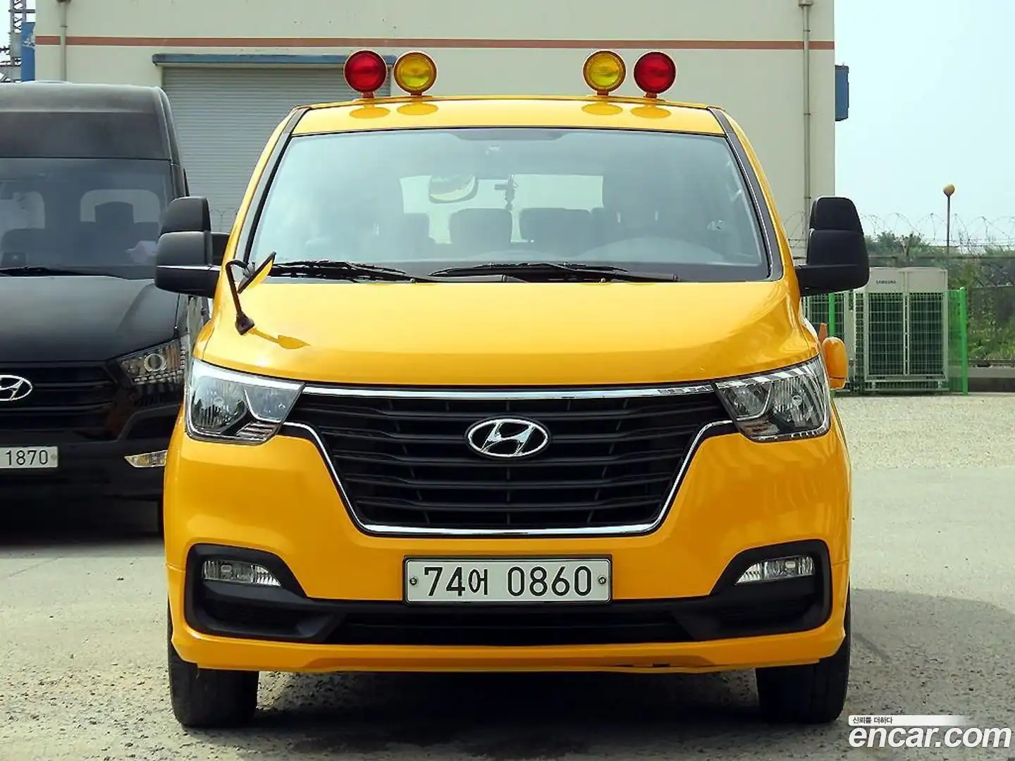 Starex Hyundai 2018.9-OUTER-002