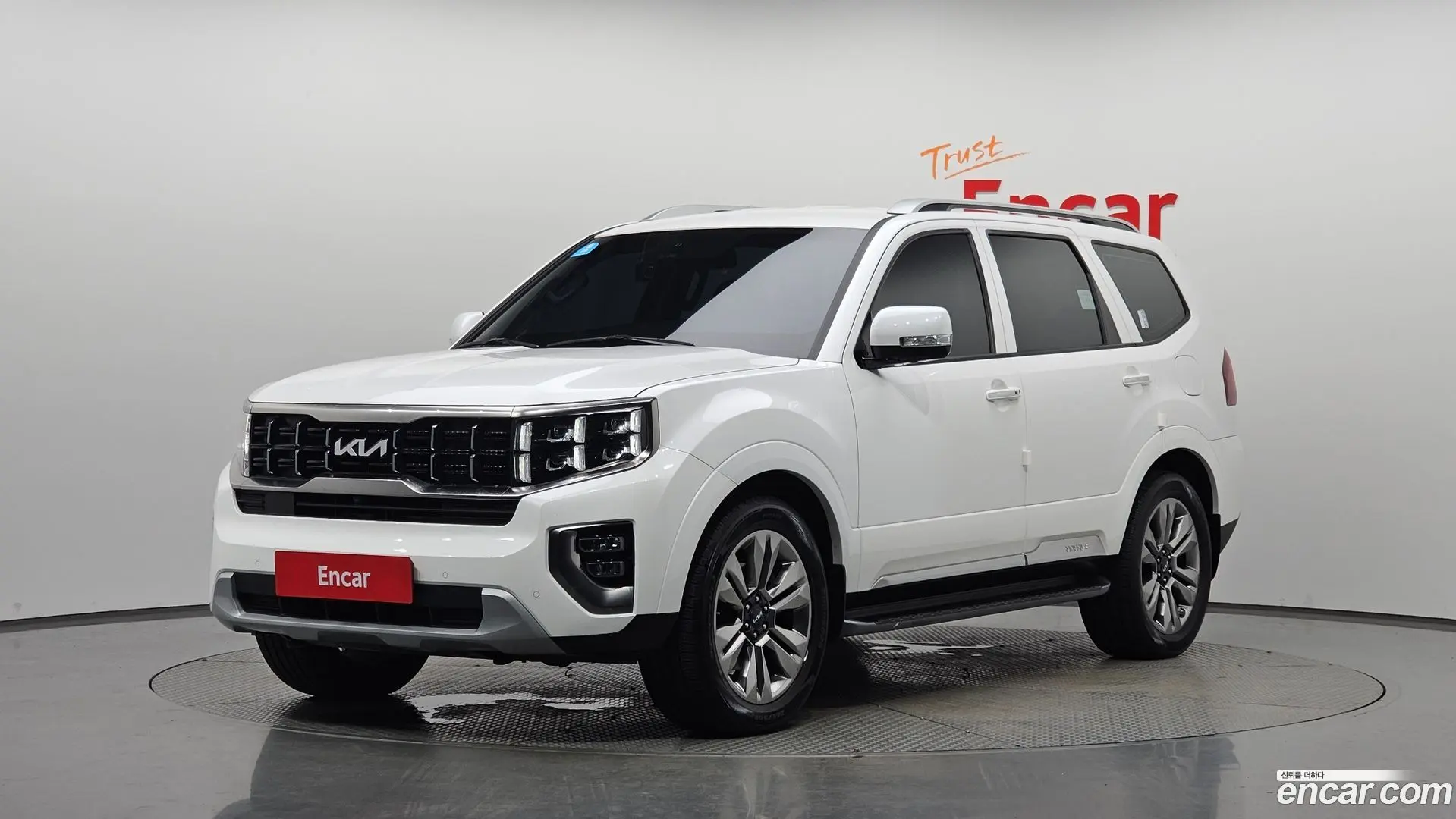 Main__Slider__Photo:Mohave Kia 2023.6-0