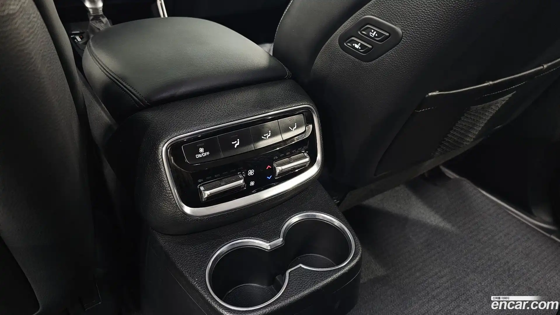 Mohave Kia 2023.6-OPTION-046