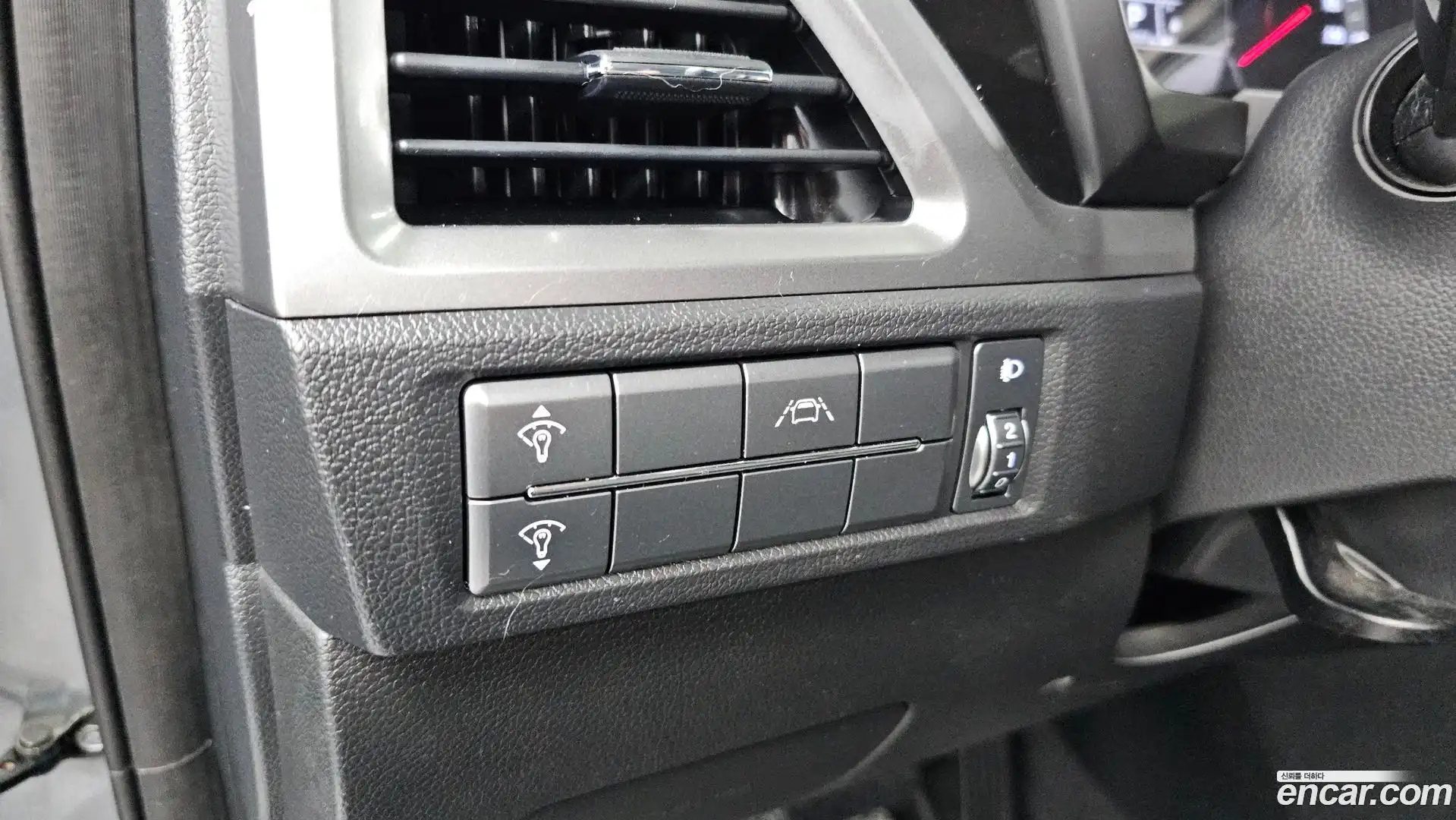 KORANDO KG Mobility 2020.4-OPTION-021