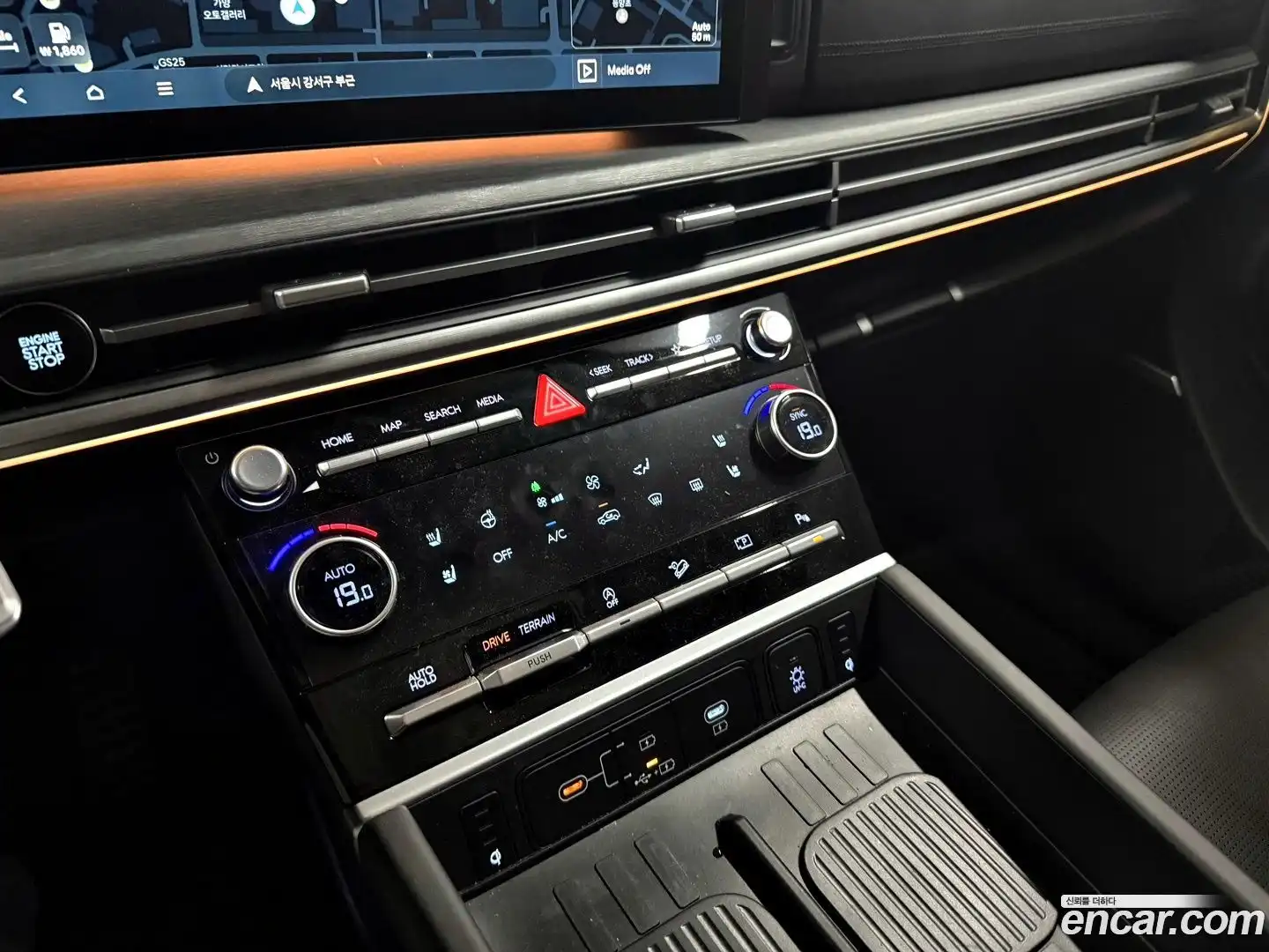 Santafe Hyundai 2025.8-OPTION-017