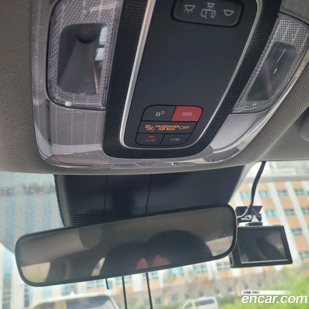 AVANTE Hyundai 2023.11-OPTION-015