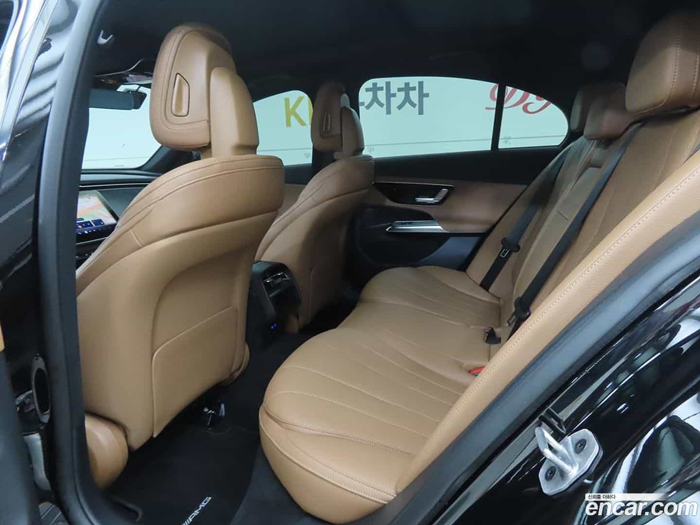 E-Class Mercedes-Benz 2025.9-OUTER-006