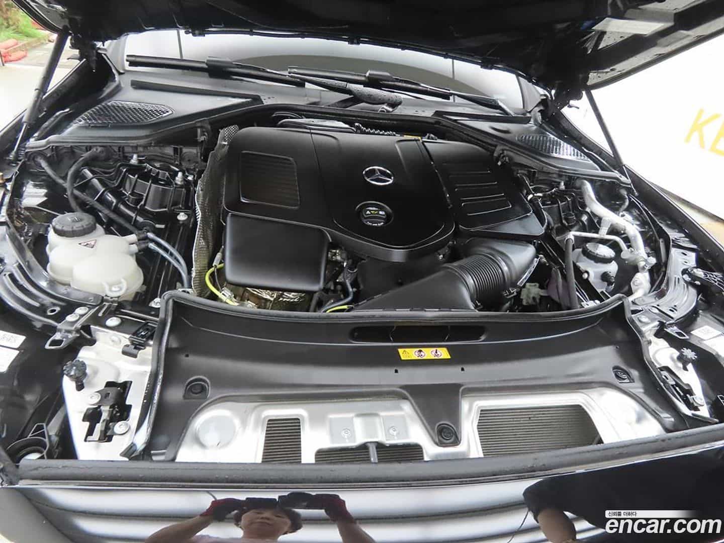 E-Class Mercedes-Benz 2025.9-OPTION-023