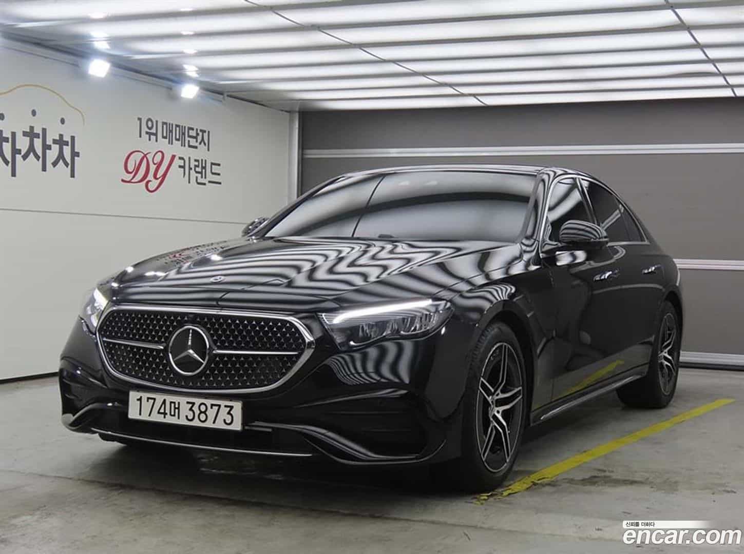 E-Class Mercedes-Benz 2025.9-OUTER-001