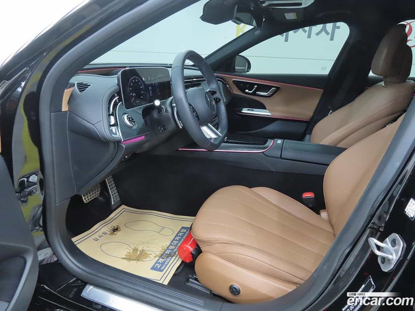 E-Class Mercedes-Benz 2025.9-OUTER-005