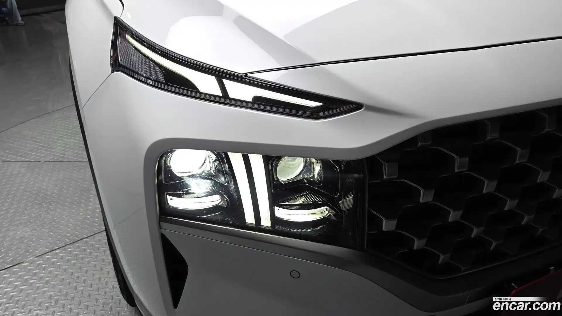 Santafe Hyundai 2022.8-OUTER-032