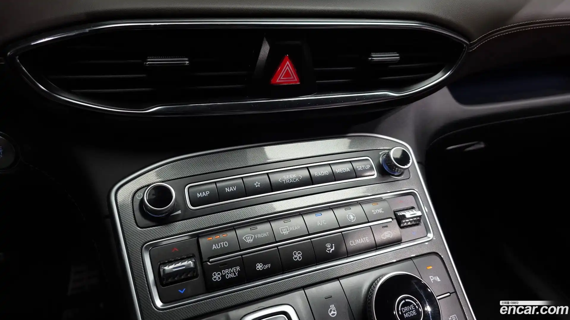 Santafe Hyundai 2022.8-OPTION-041