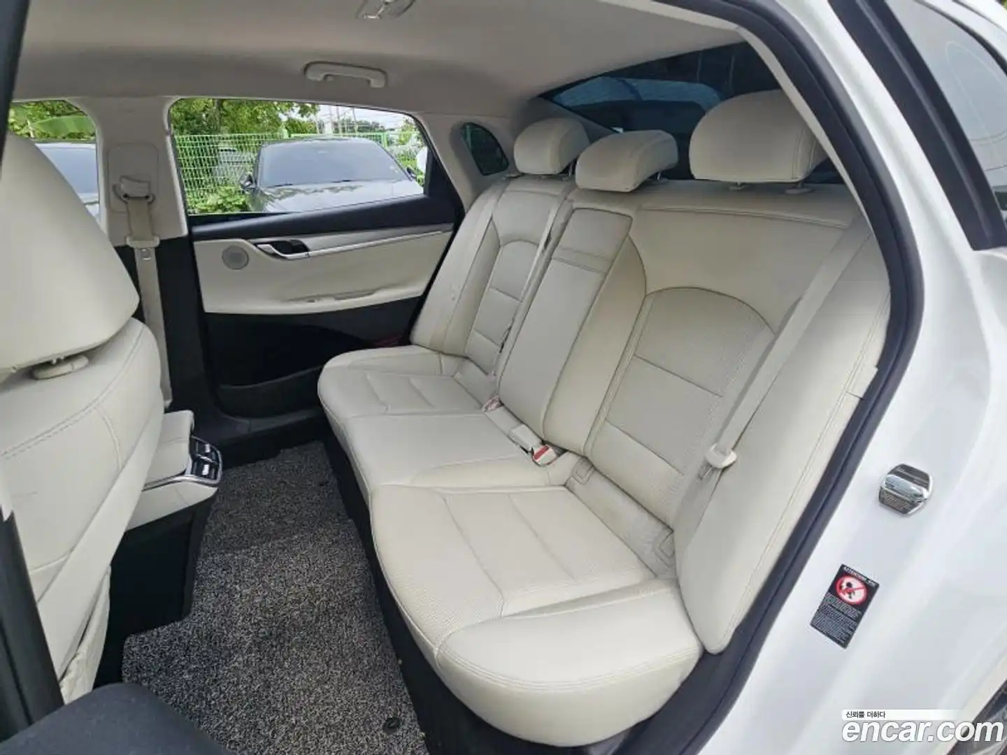 Grandeur Hyundai 2022.2-INNER-009