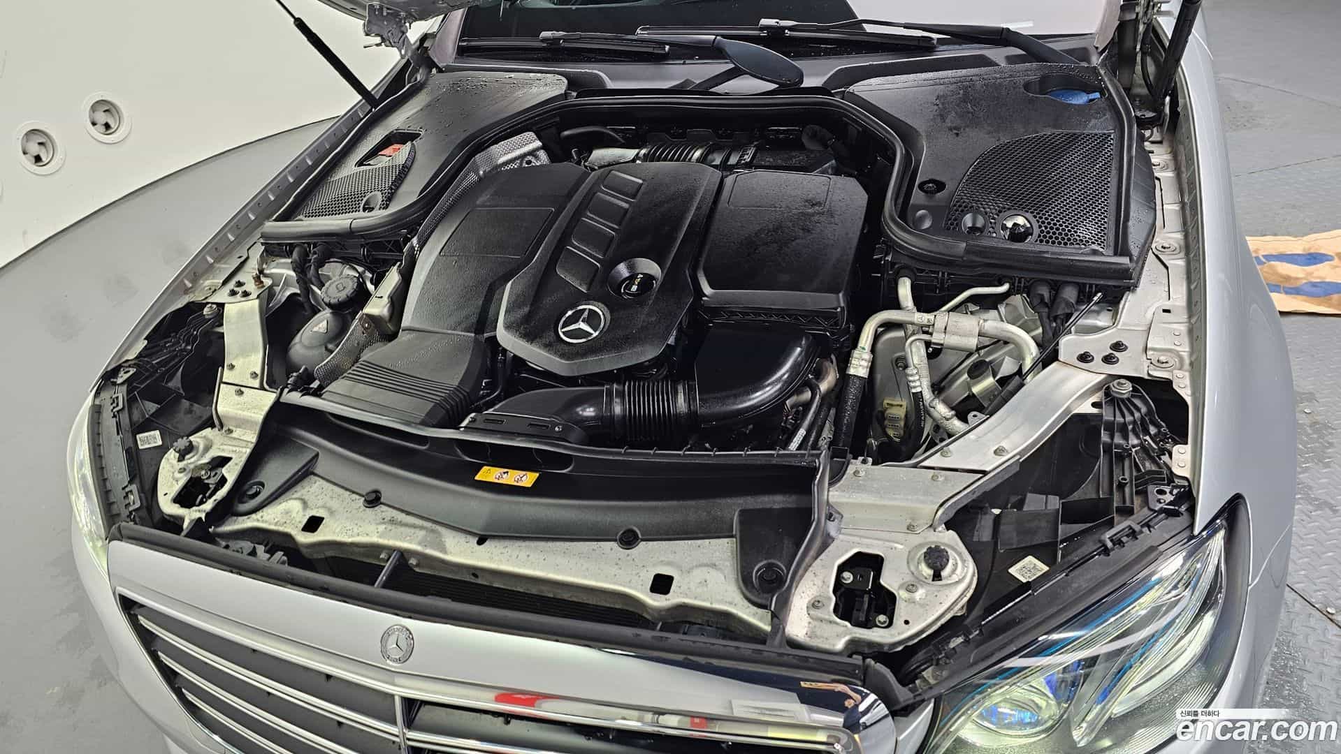 E-Class Mercedes-Benz 2017.0-OUTER-006