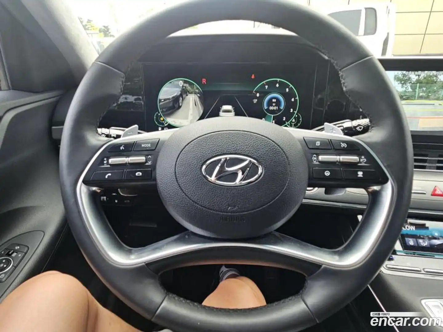 Grandeur Hyundai 2022.5-OPTION-019