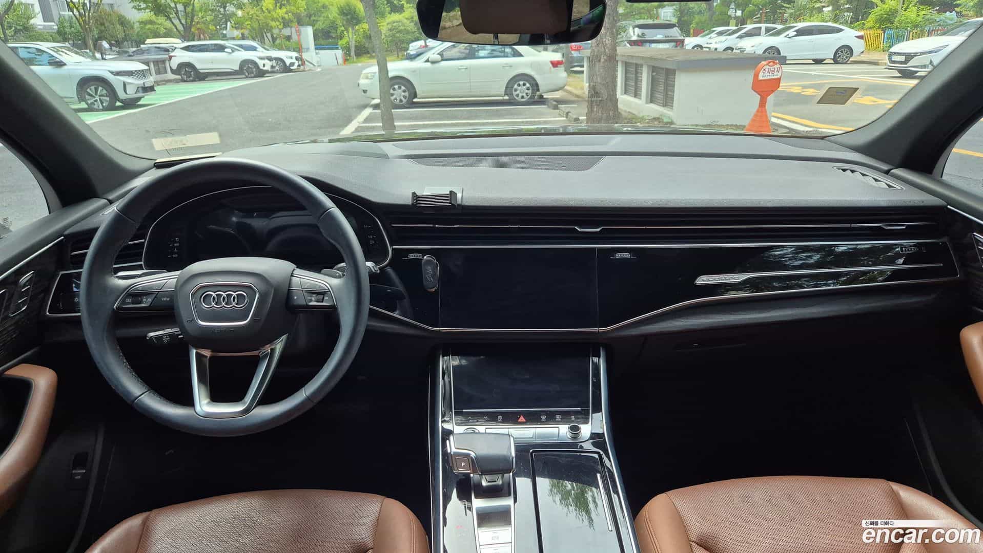 Q7 Audi 2021.2-INNER-009