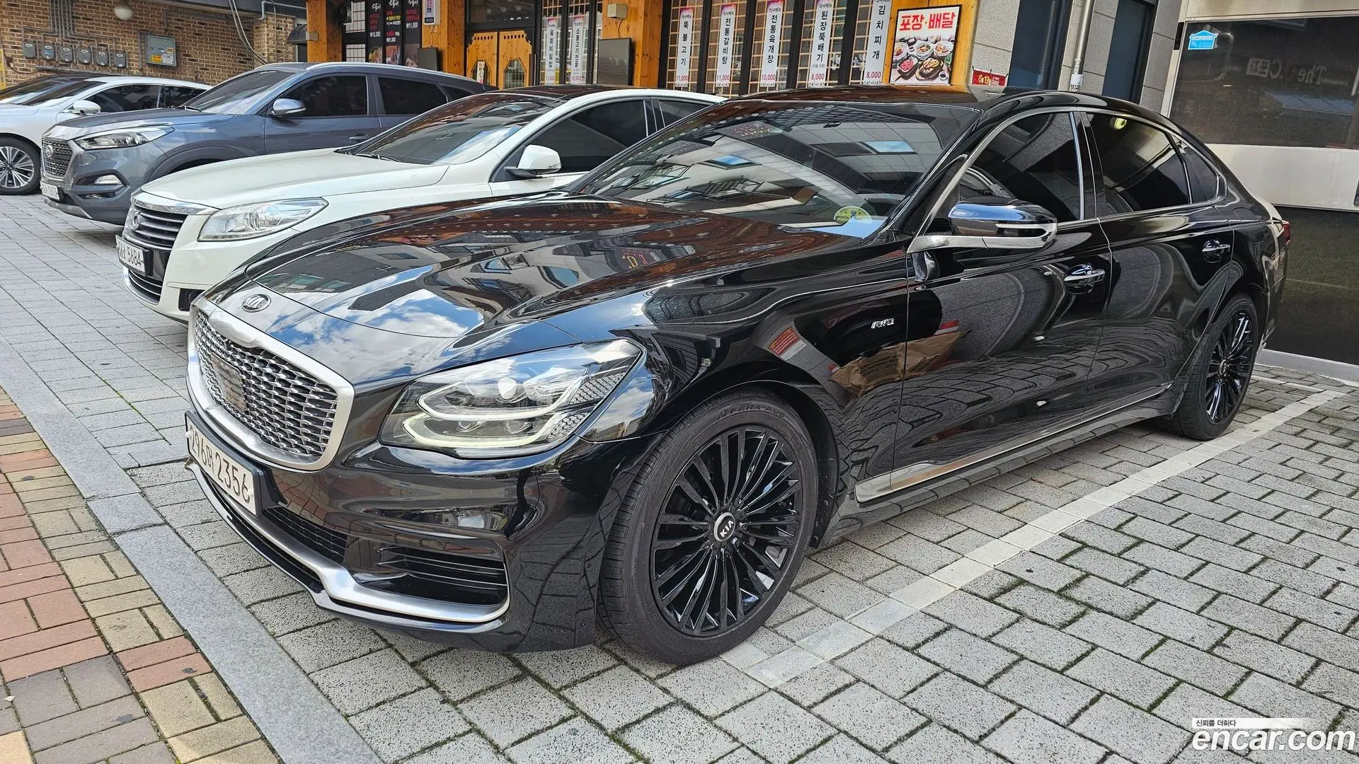 Main__Slider__Photo:K9 Kia 2018.7-0