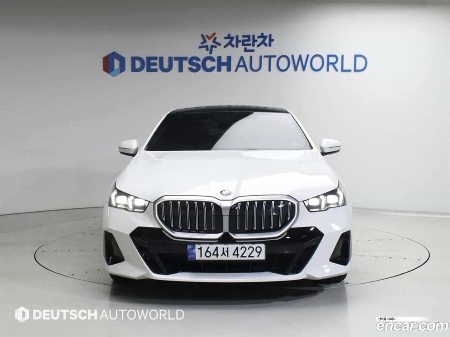 5-Series BMW 2024.1-OUTER-003