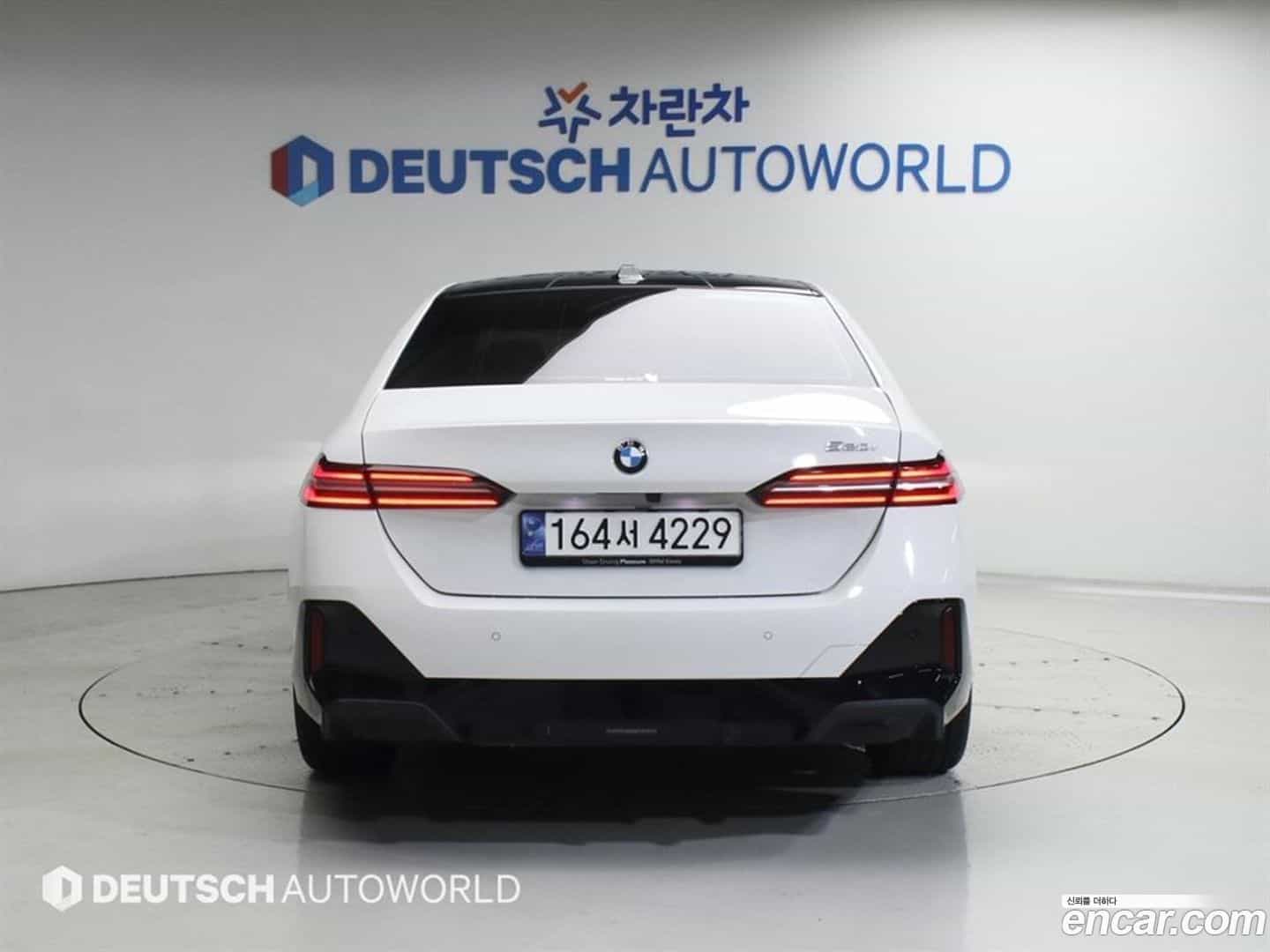 5-Series BMW 2024.1-OUTER-004
