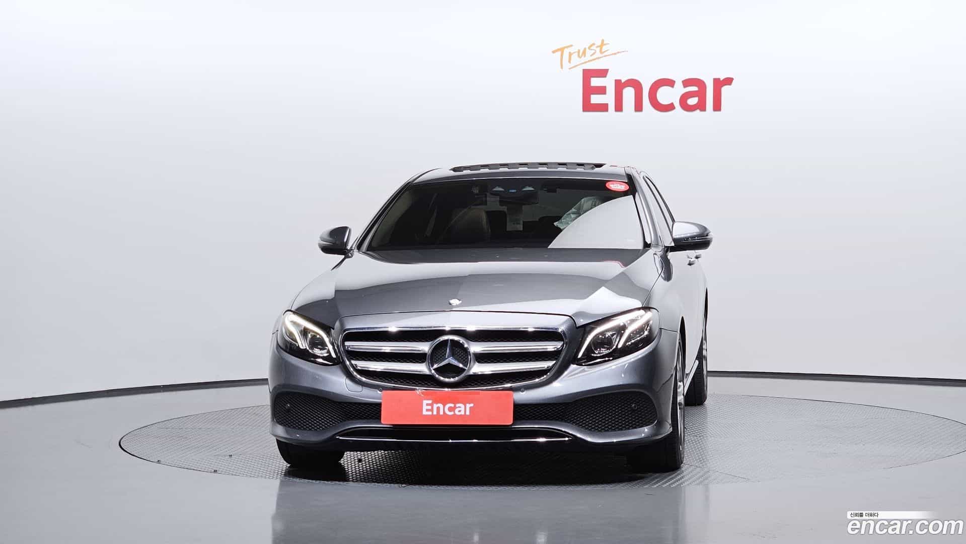 E-Class Mercedes-Benz 2017.6-OUTER-003