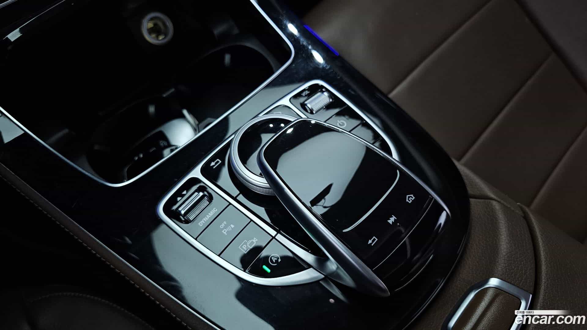 E-Class Mercedes-Benz 2017.6-OPTION-022