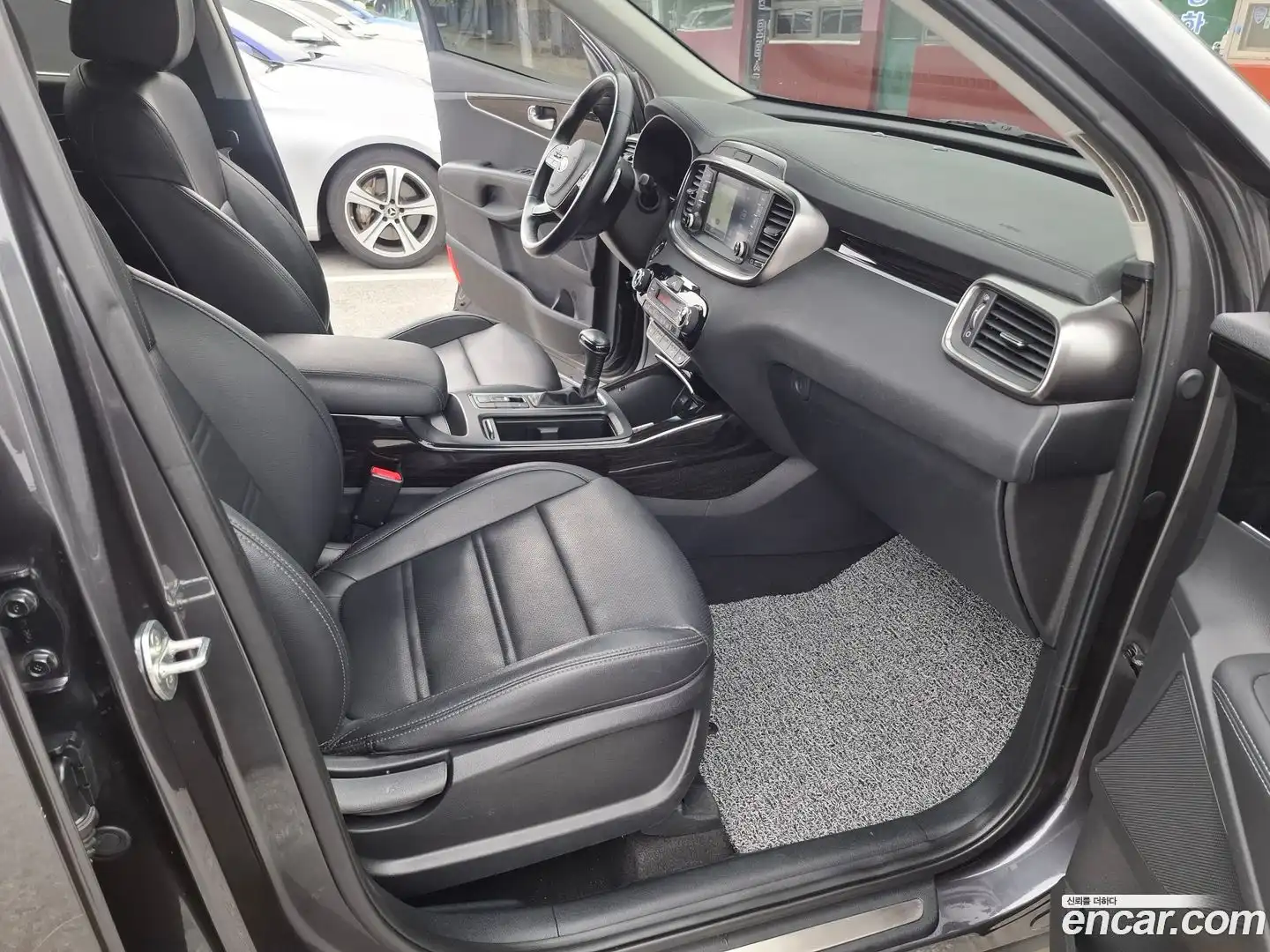 Sorento Kia 2020.0-INNER-009