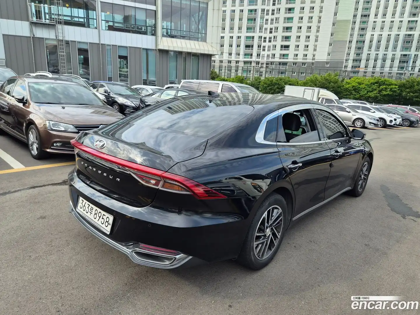 Grandeur Hyundai 2021.1-OUTER-004