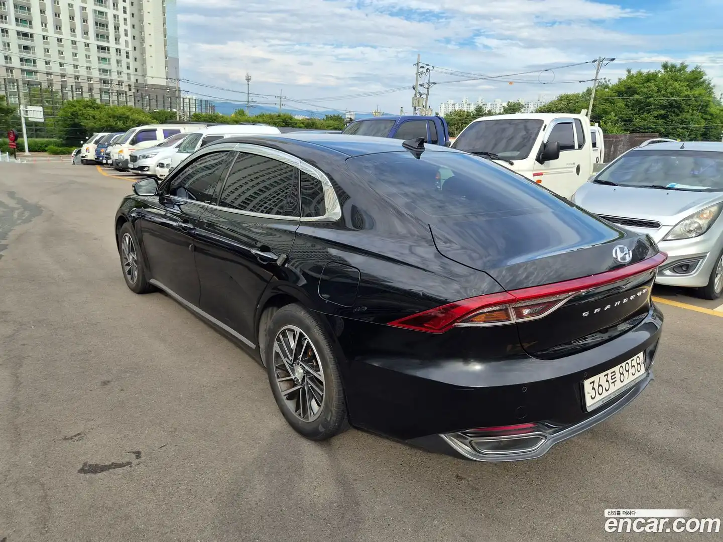Grandeur Hyundai 2021.1-OUTER-006